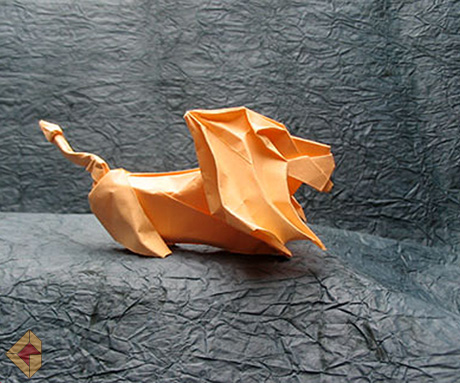 Lion designed and folded by Grzegorz Bubniak